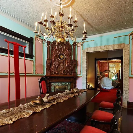 The Darling Mansion-3